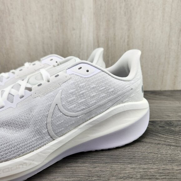 Nike Vomero 17 Size 12.5 Mens White Platinum Tint Casual Running Shoes - Picture 6 of 10